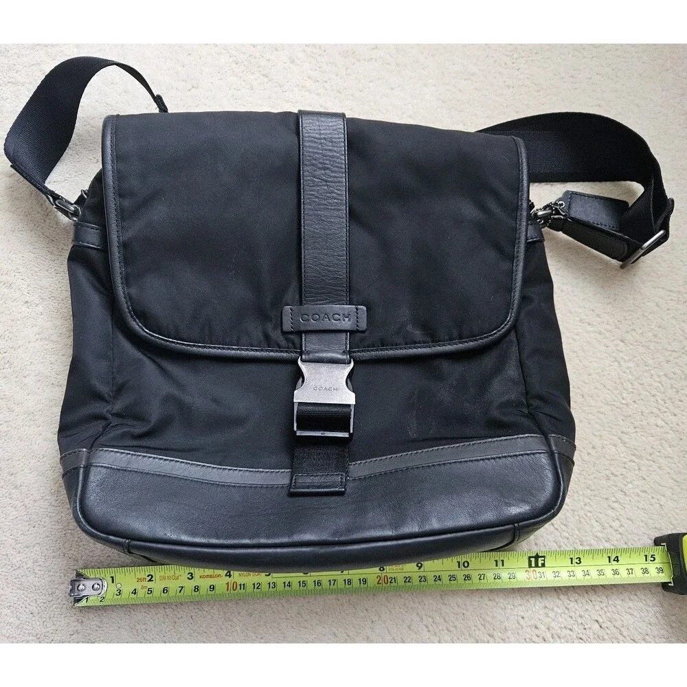 Vintage Coach Black Nylon & Leather Trim Messenger Bag - Picture 5 of 16